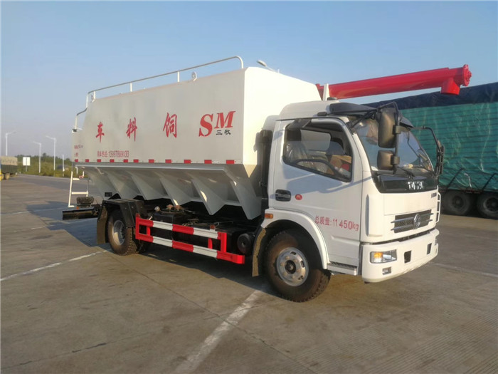 東風多利卡16方散裝飼料運輸車